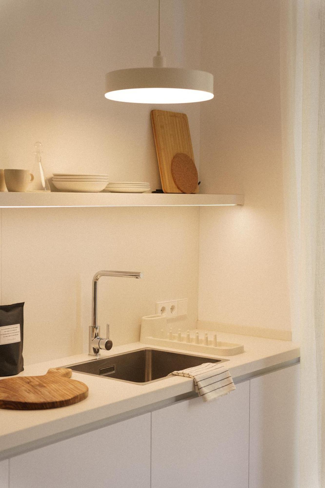Luca Oliva Homes Riverside Studio セビリア エクステリア 写真